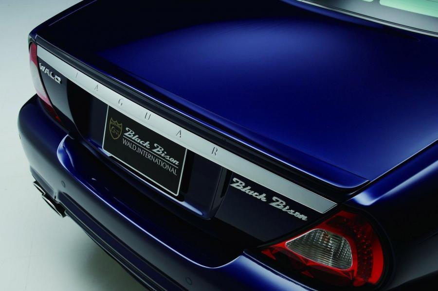  Jaguar XJ Black Bison Edition by Wald 2007 года  (фото 12 из 32)